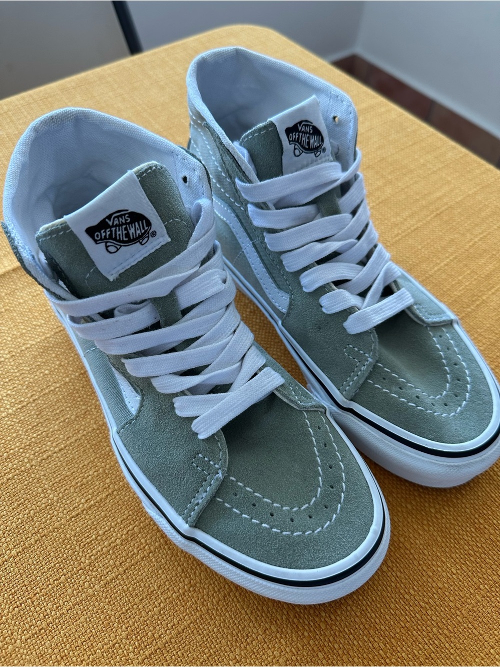 Vans Off the Wall Sage green sneakers with white sole, unisex for both sexes. - Picture 3 of 16
